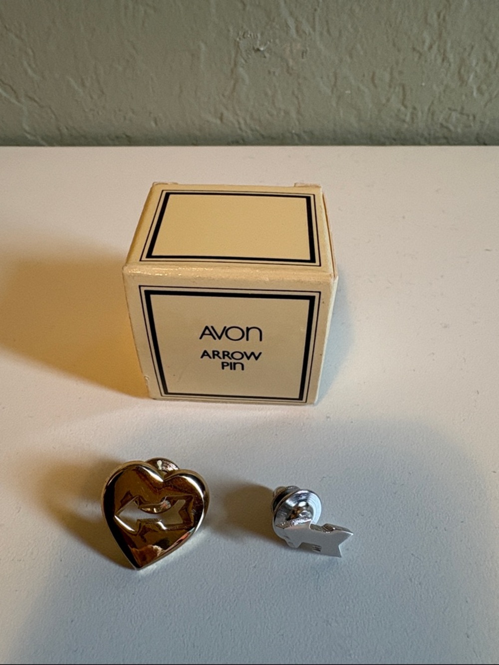 Avon Silvertone Heart and Goldtone Arrow Pin Set